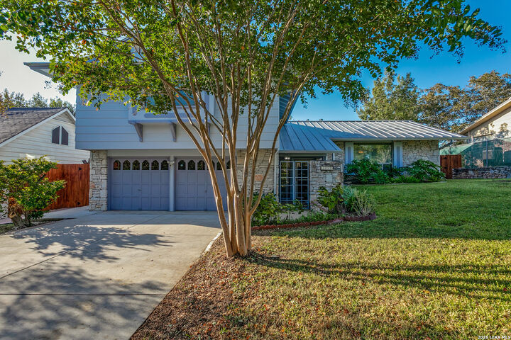 Property Photo:  3022 Knight Robin Dr  TX 78209 