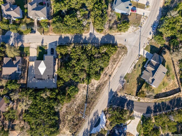 Property Photo: 6711 Avenida Ann Dr TX 78645