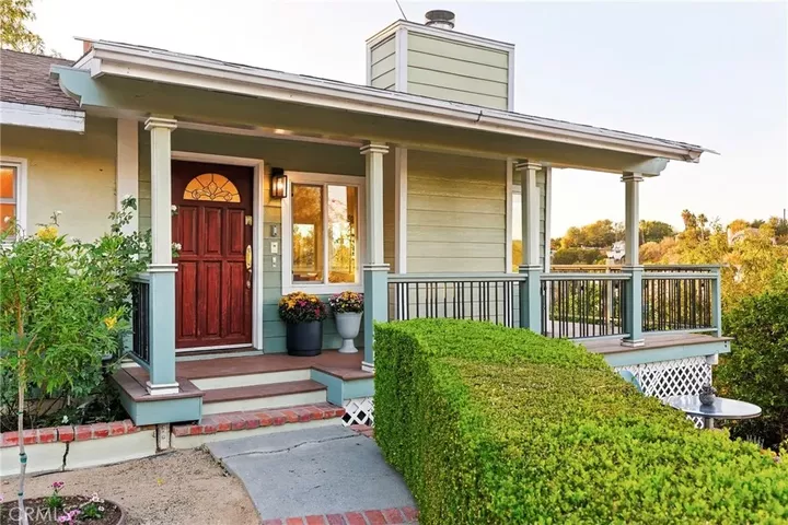 Property Photo: 1477 Montecito CA 90031