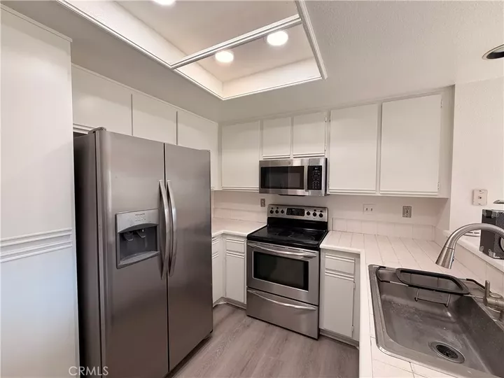 Property Photo: 138 Stanford Court 69 CA 92612