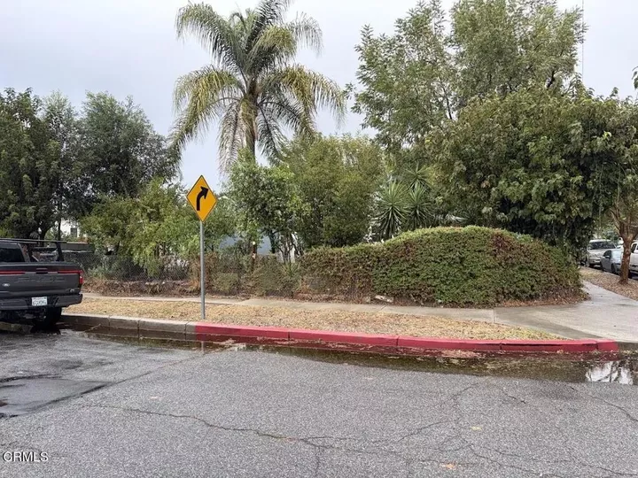 Property Photo:  7900 Zelzah Avenue  CA 91335 