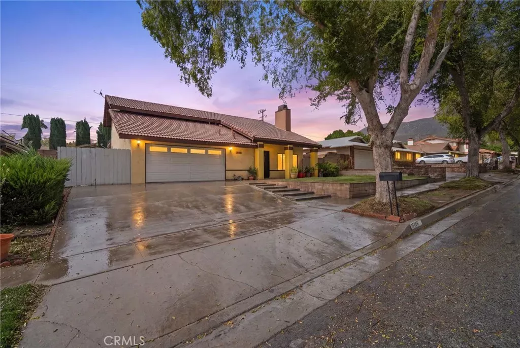 Property Photo:  5466 N E  CA 92407 