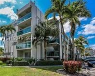 Property Photo: 8461 Springtree Dr 403A FL 33351