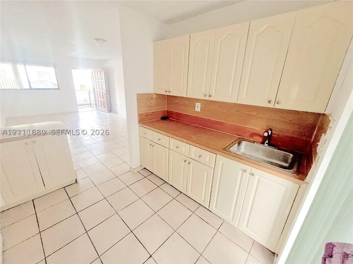 Property Photo:  2740 W 63rd St 104  FL 33016 