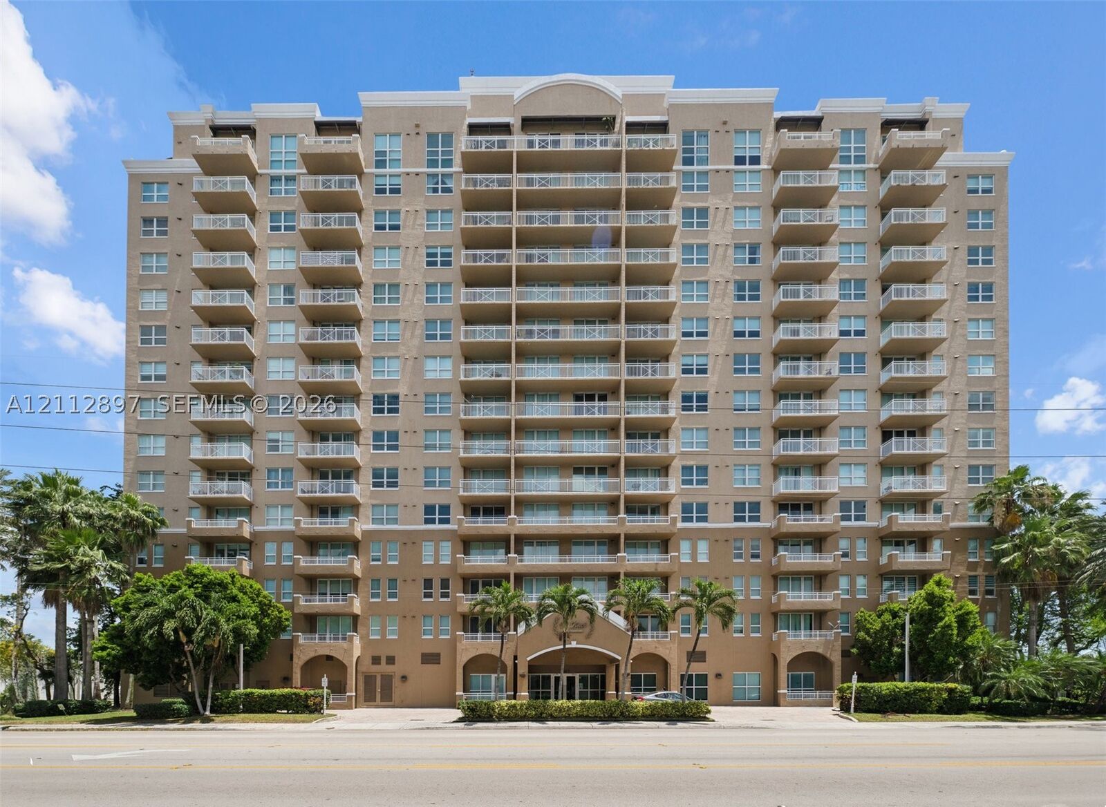 Property Photo:  2665 SW 37th Ave 612  FL 33133 