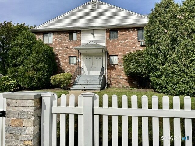 Property Photo: 10 Arch Street A7 CT 06850