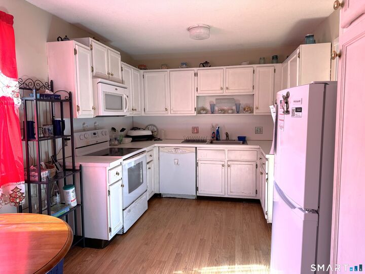 Property Photo:  994 Heritage Village B  CT 06488 