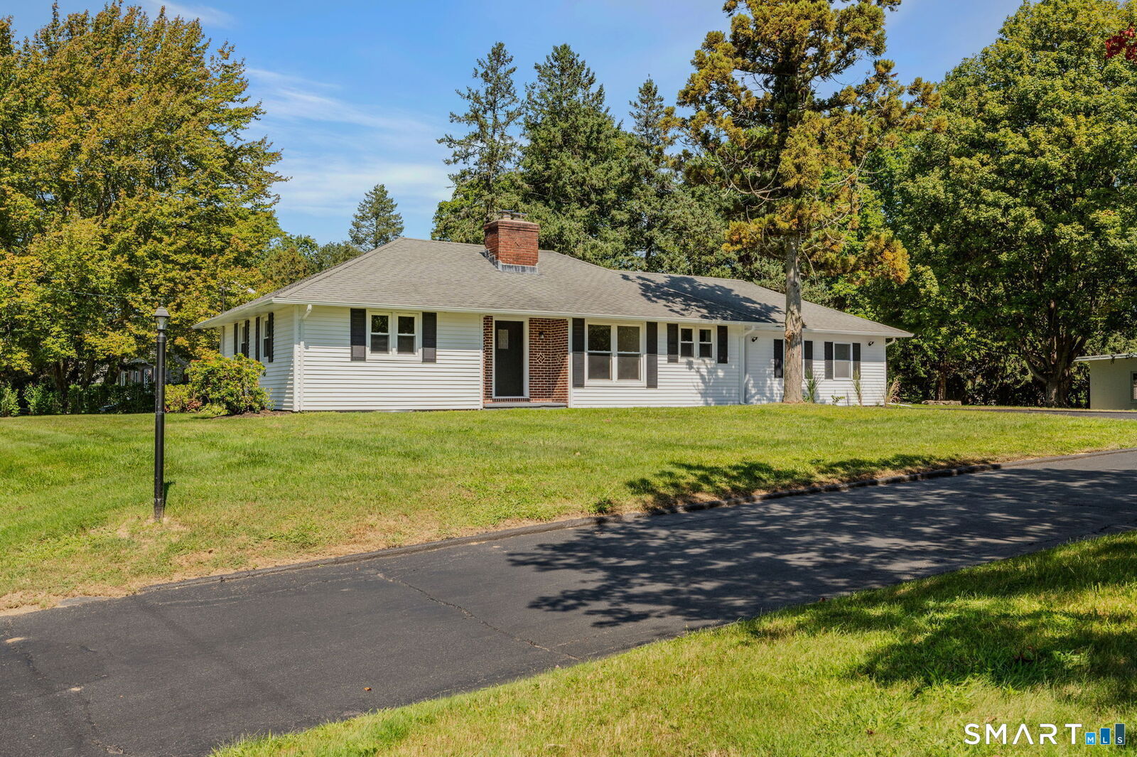 Property Photo:  86 Pegasus Drive  CT 06340 