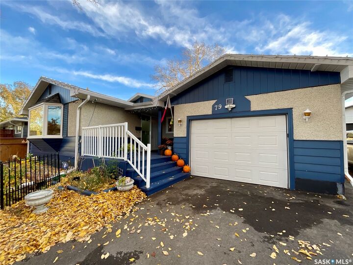 Property Photo: 79 Cameron Crescent SK S4S 2X1
