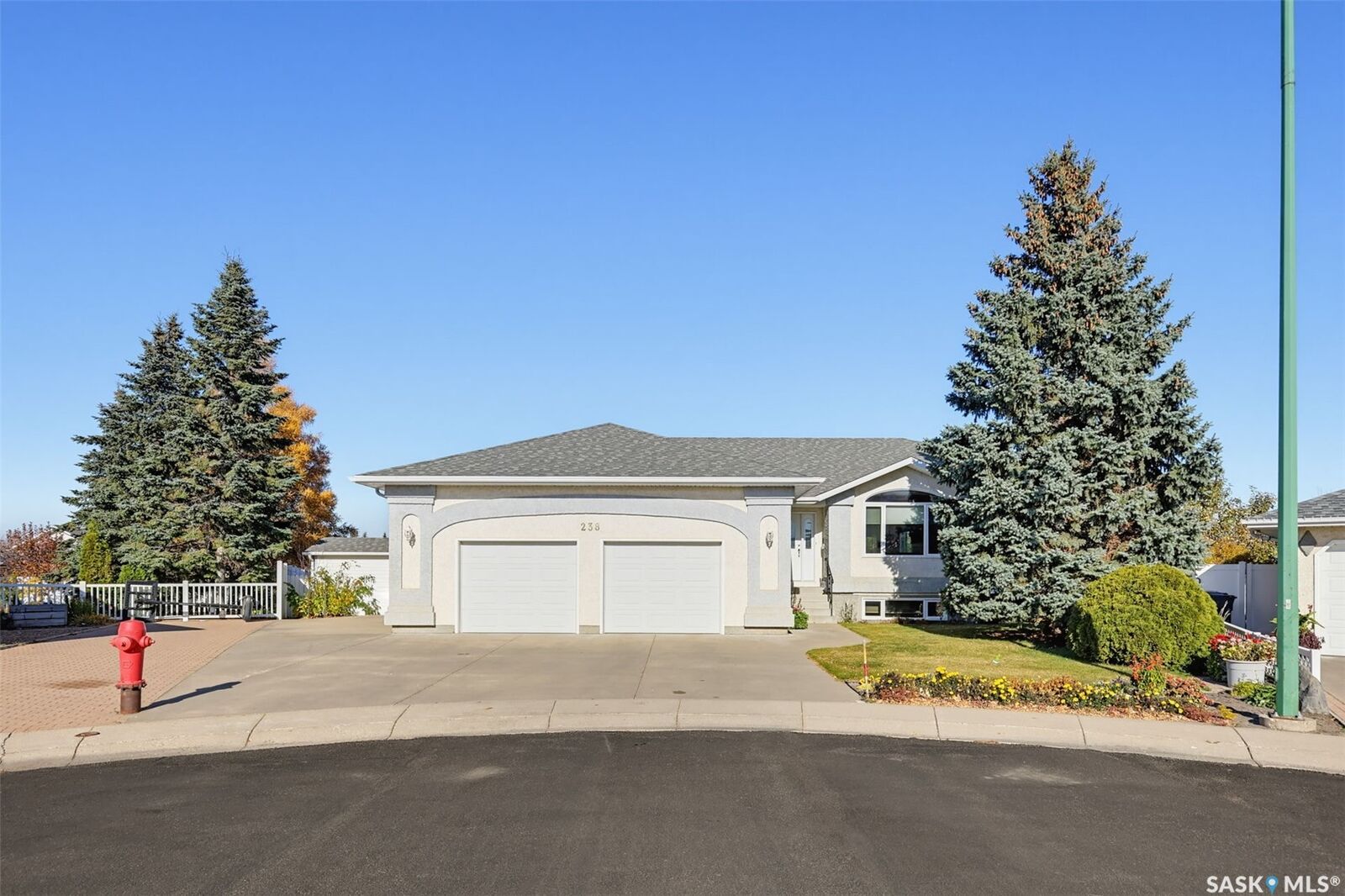 Property Photo:  238 McKay Court  SK S0K 4S0 