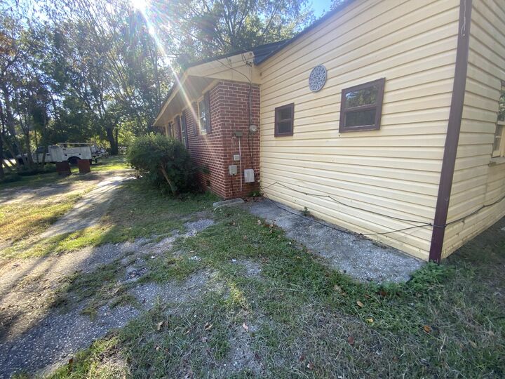 Property Photo: 136 Jones Circle SC 29010