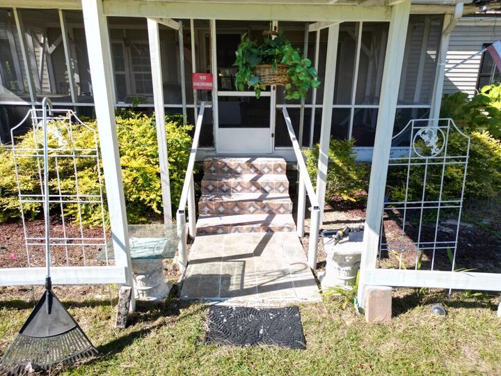 Property Photo:  5701 W Raybon Road  GA 31542 