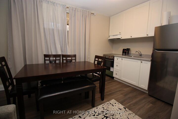 Property Photo: 2 Glen Gordon Road 5 ON M6P 1B8