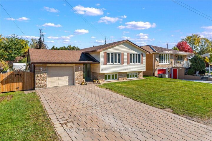 Property Photo:  23 Milliner Street  ON N7G 2Z3 