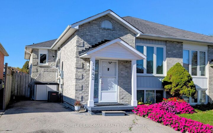Property Photo: 1442 Connery Crescent ON L1J 8E7