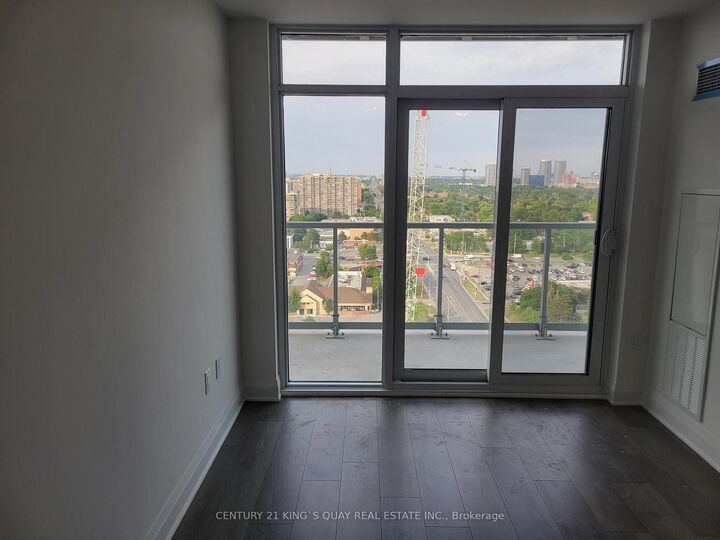 Property Photo:  3220 Sheppard Avenue E 1706  ON M1T 0B7 