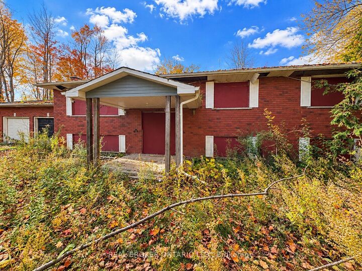 Property Photo:  5670 Willison Side Road  ON L3V 6H6 