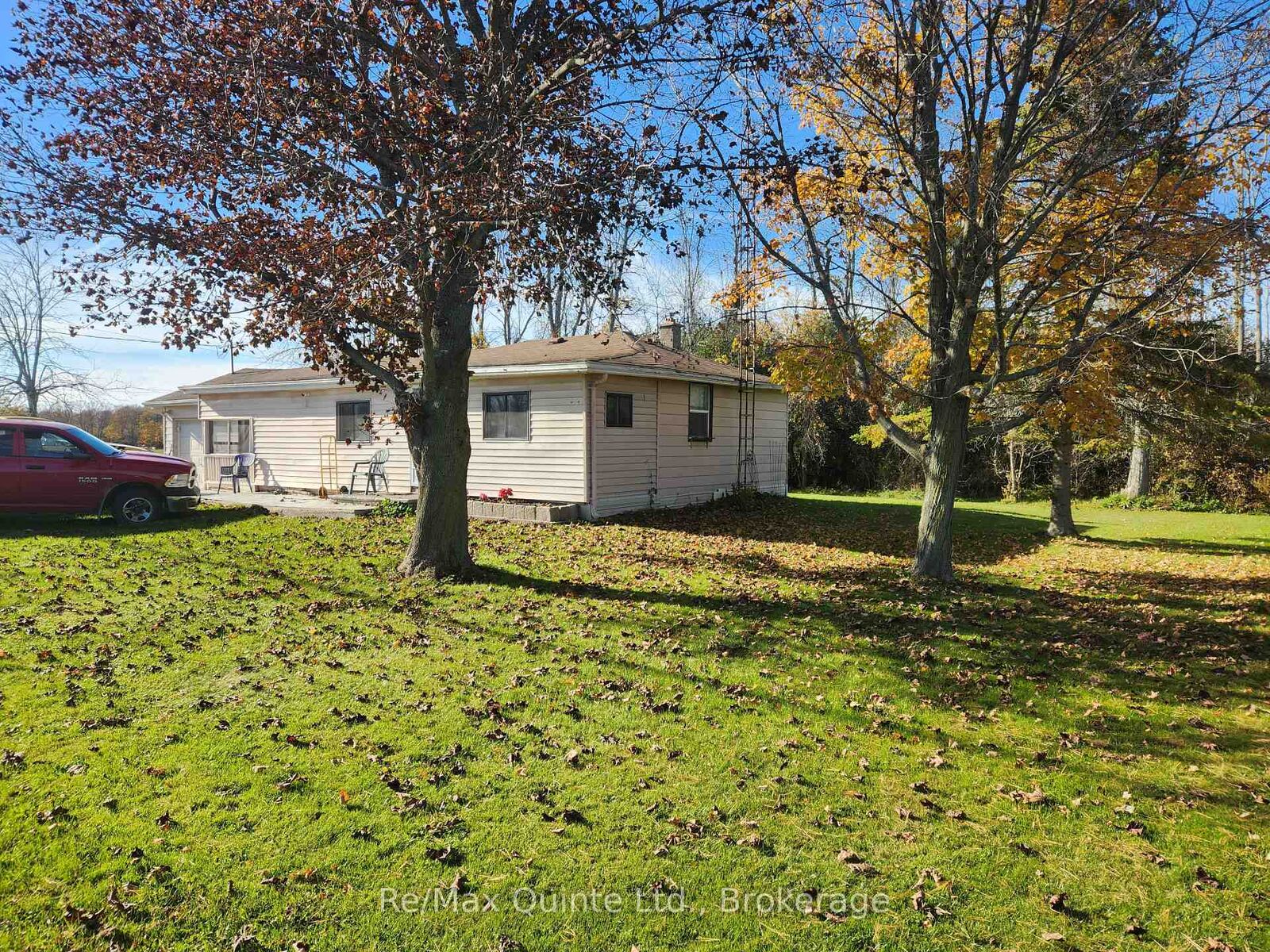 Property Photo:  182 Smokes Point Road  ON K0K 1L0 