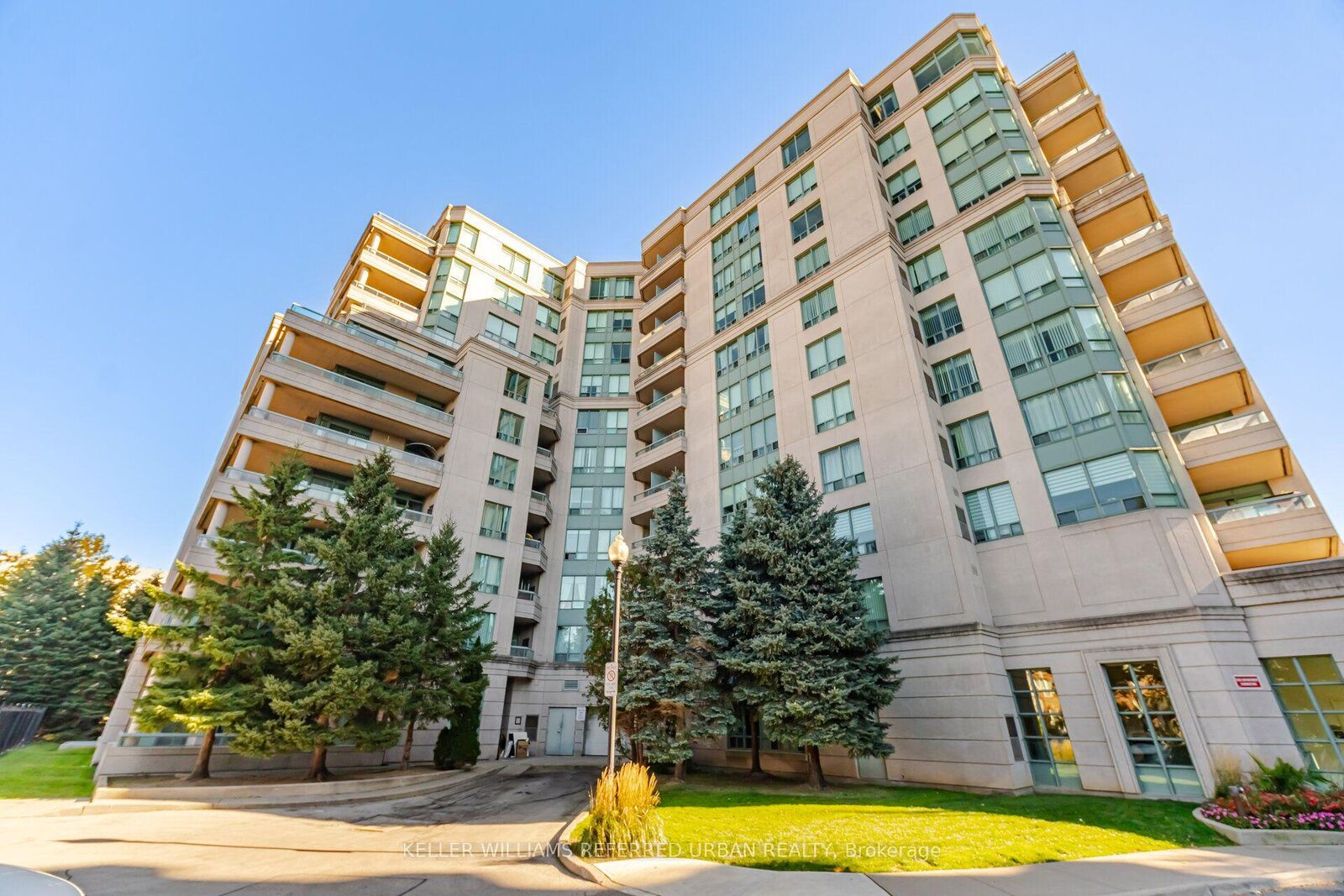 Property Photo: 5 Emerald Lane Ph307 ON L4J 8P7