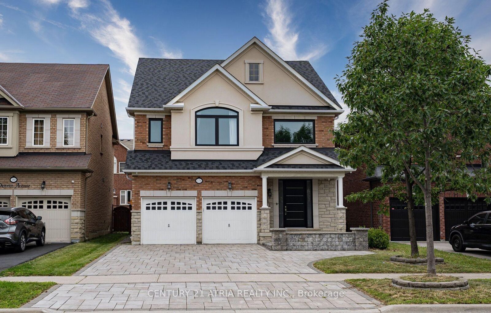 Property Photo: 176 District Avenue ON L6A 0Y3