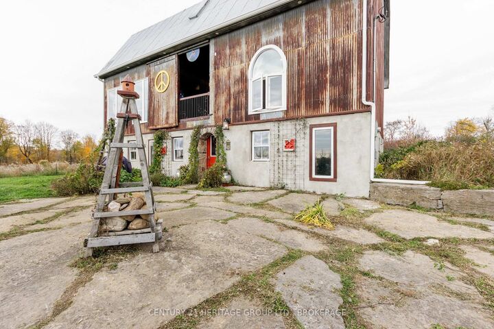 Property Photo: 80 Ninth Concession Road 9 Road ON K0G 1X0