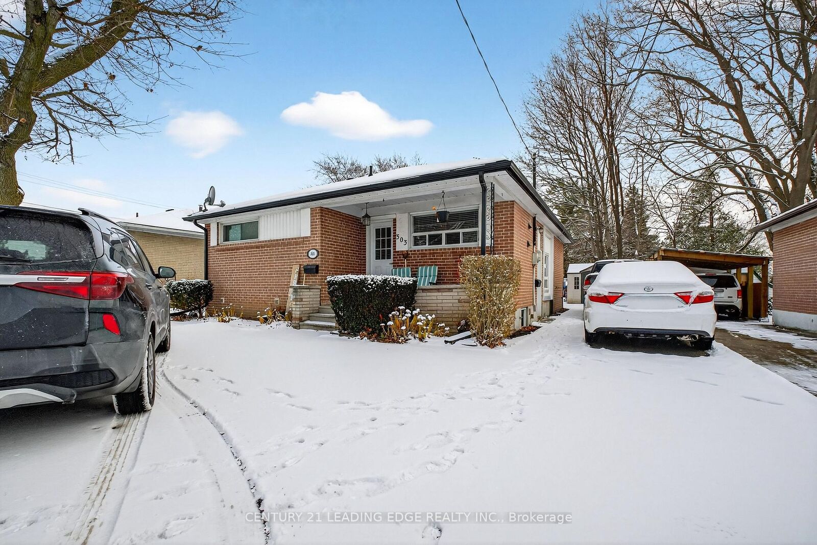 Property Photo: 303 Rossland Road W Basement ON L1N 3H8