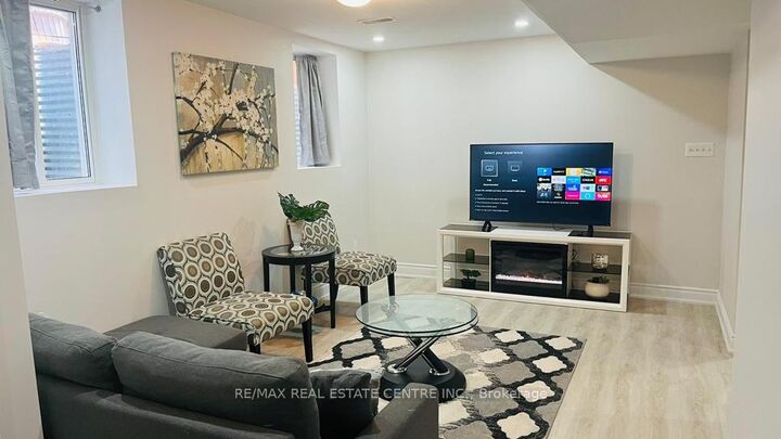 Property Photo:  1034 Costigan Road N Bsmt  ON L9T 6N6 