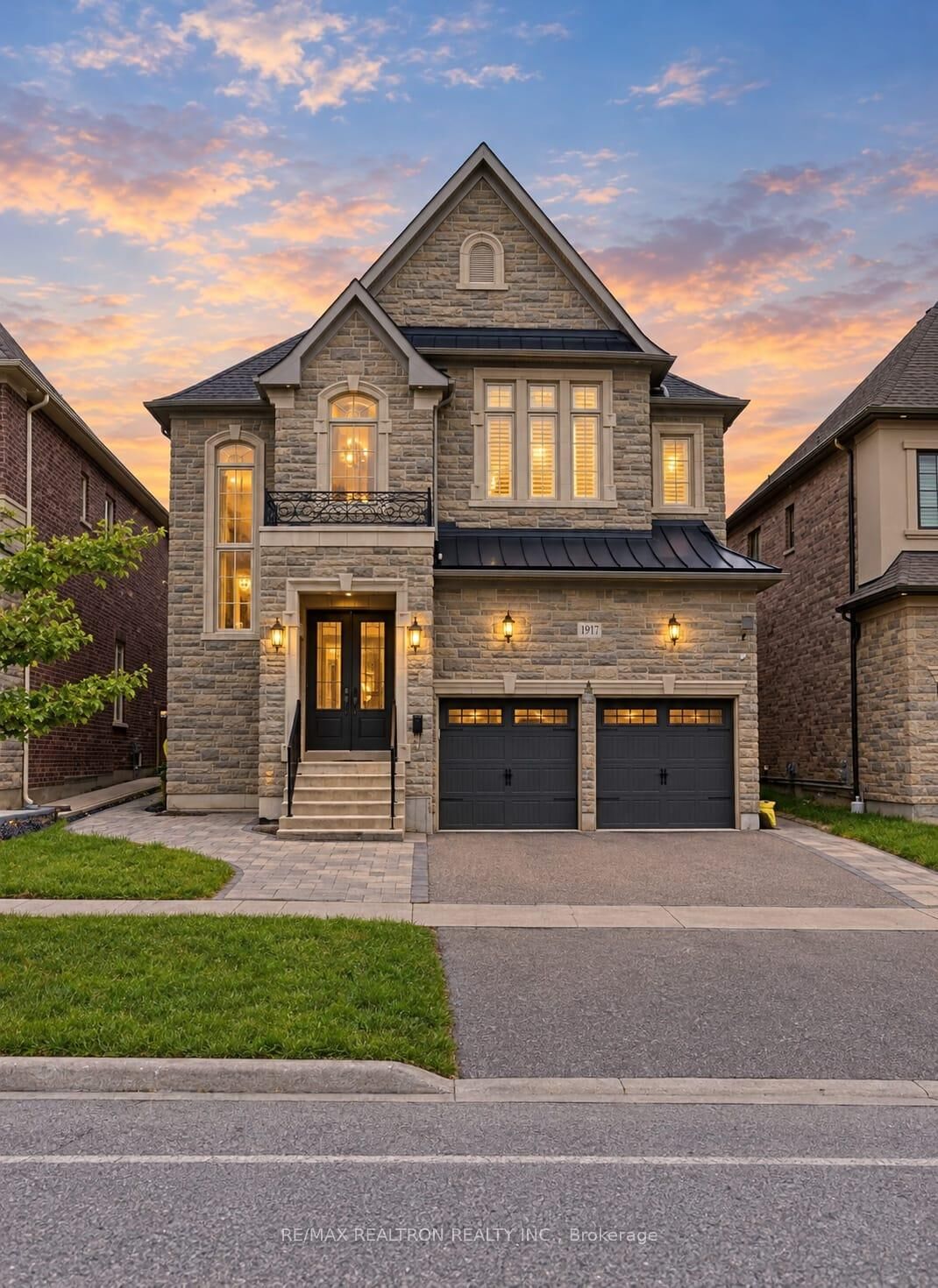 Property Photo: 1917 Fairport Road ON L1V 1T5