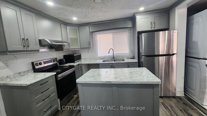 Property Photo:  6447 Ash Street  ON L2G 2H4 
