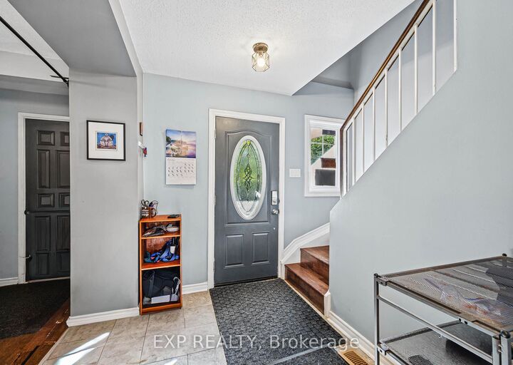 Property Photo:  1677 Lacombe Drive  ON K4A 2R9 