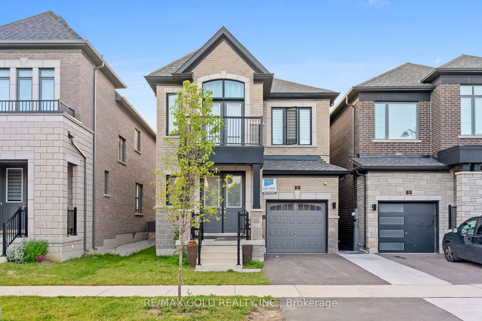 Property Photo:  26 Del Grappa Street  ON L7C 4L1 