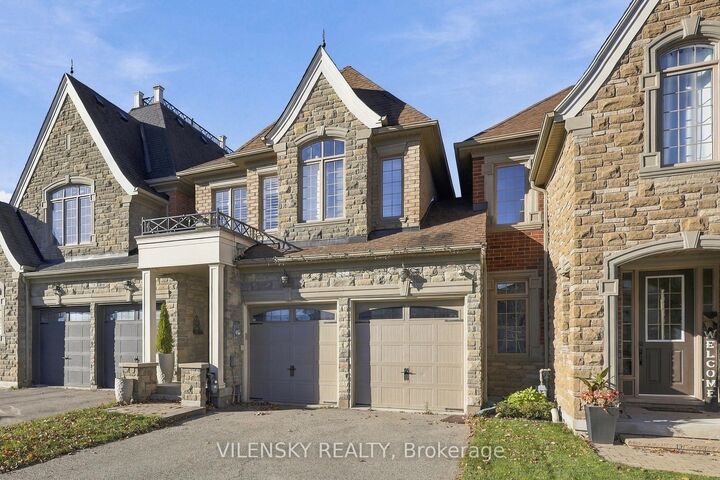 Property Photo: 52 Spring Hill Drive ON L7B 0B4