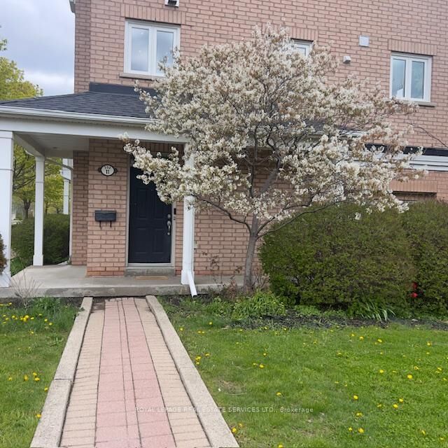 Property Photo:  200 Tenth Street 11  ON M8V 4E1 