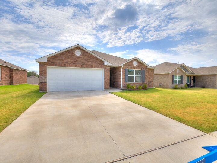 Property Photo: 27923 E 117th Place S OK 74429