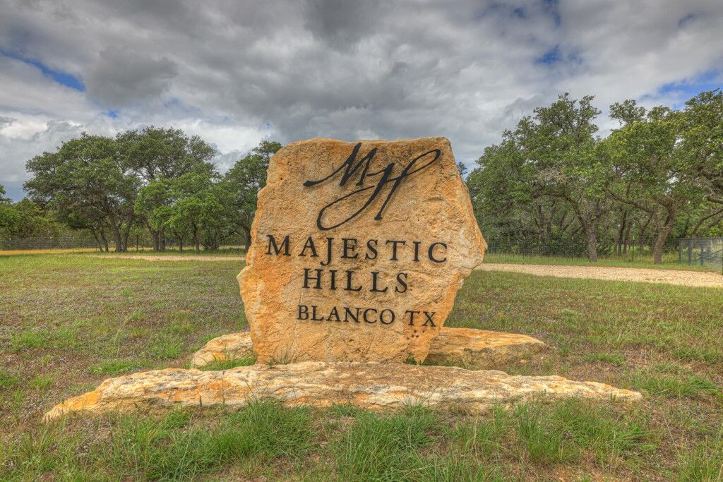 Property Photo:  85 Majestic Hills Drive  TX 78606 