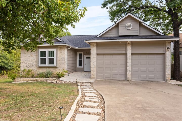 Property Photo:  9405 Roxanna Drive  TX 78748 