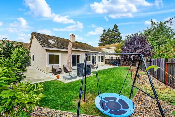 Property Photo: 116 Cannes Court CA 94534