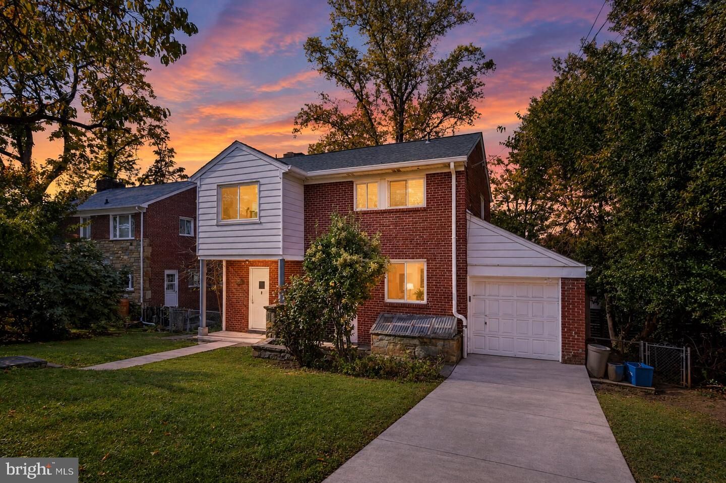 Property Photo: 7606 Hammond Avenue MD 20912