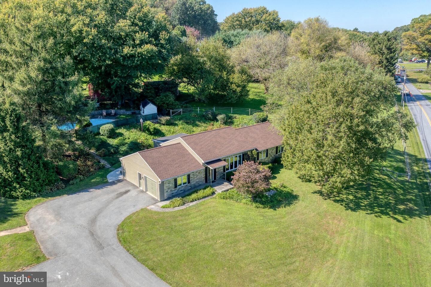 Property Photo:  440 Schoolhouse Road  PA 17560 