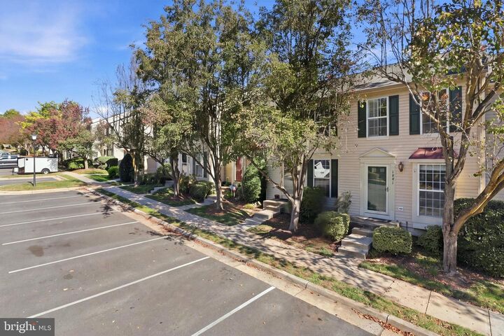 Property Photo:  1881 Tiger Lily Circle  VA 22192 
