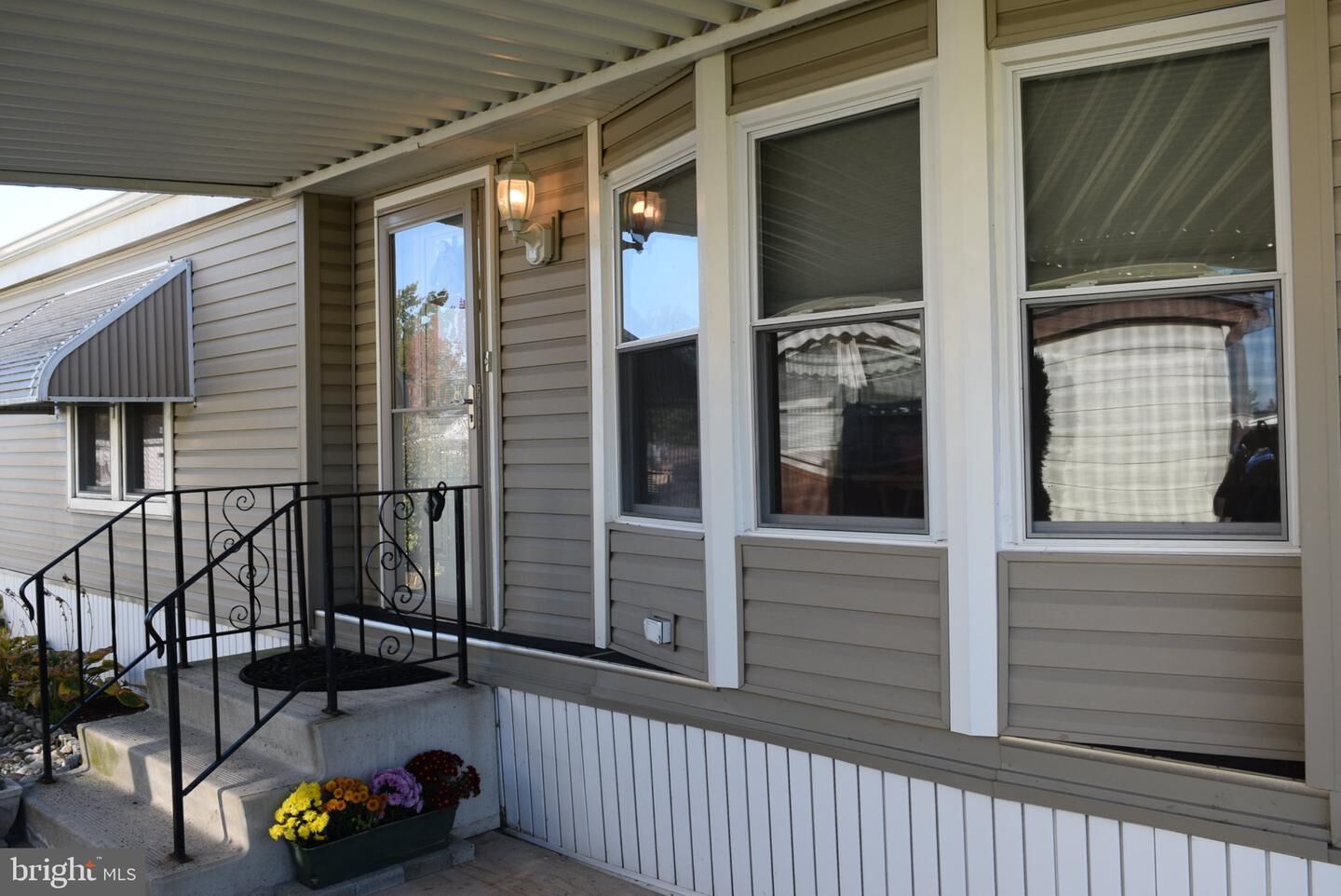 Property Photo: 220 Winding Brook Run PA 19454