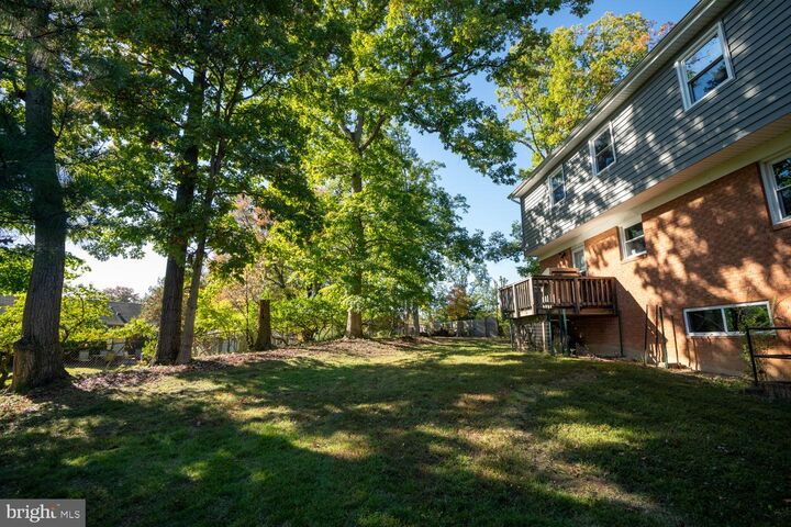 Property Photo: 7311 Statecrest Drive VA 22003