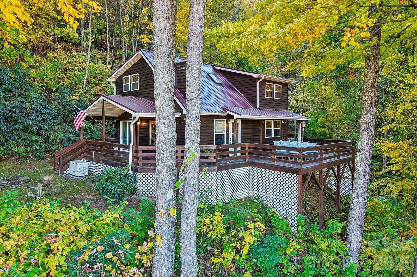 Property Photo:  205 Hidden Cove Road  NC 28751 