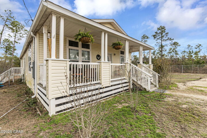 Property Photo:  1180 Chattahoochee Avenue  FL 32420 