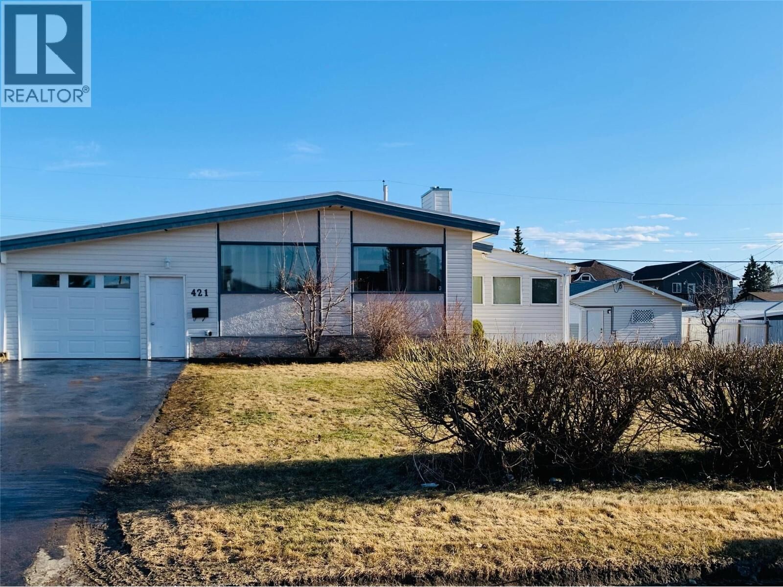 Property Photo:  421 96 Avenue  BC V1G 1K5 