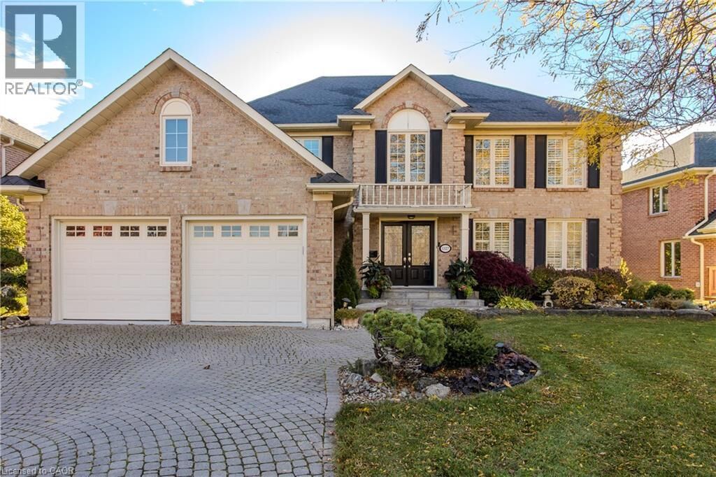 Property Photo: 1327 Hazelton Boulevard ON L7P 4V1