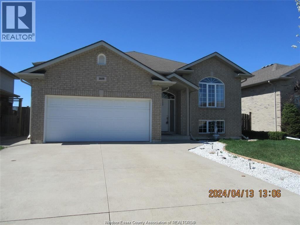 Property Photo: 1609 Magnolia ON N8P 1Z1