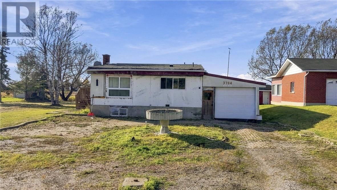 Property Photo:  3704 Montpellier Road  ON P0M 1L0 