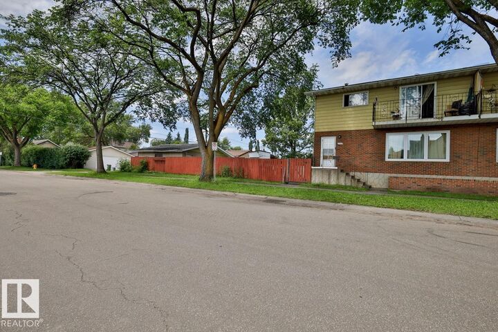 Property Photo:  8704 8708 117 Avenue NW  AB T5B 4M1 