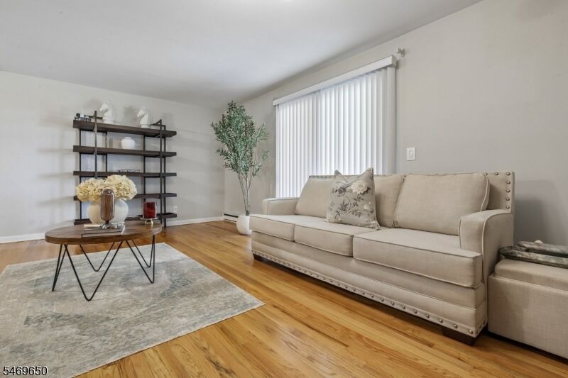 Property Photo:  4 Fairview Pl 3  NJ 07960 